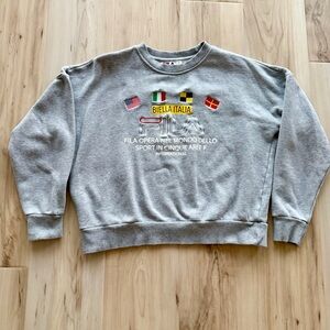 Vintage Cropped Fila Soft Gray Men’s or Women’s Sweatshirt